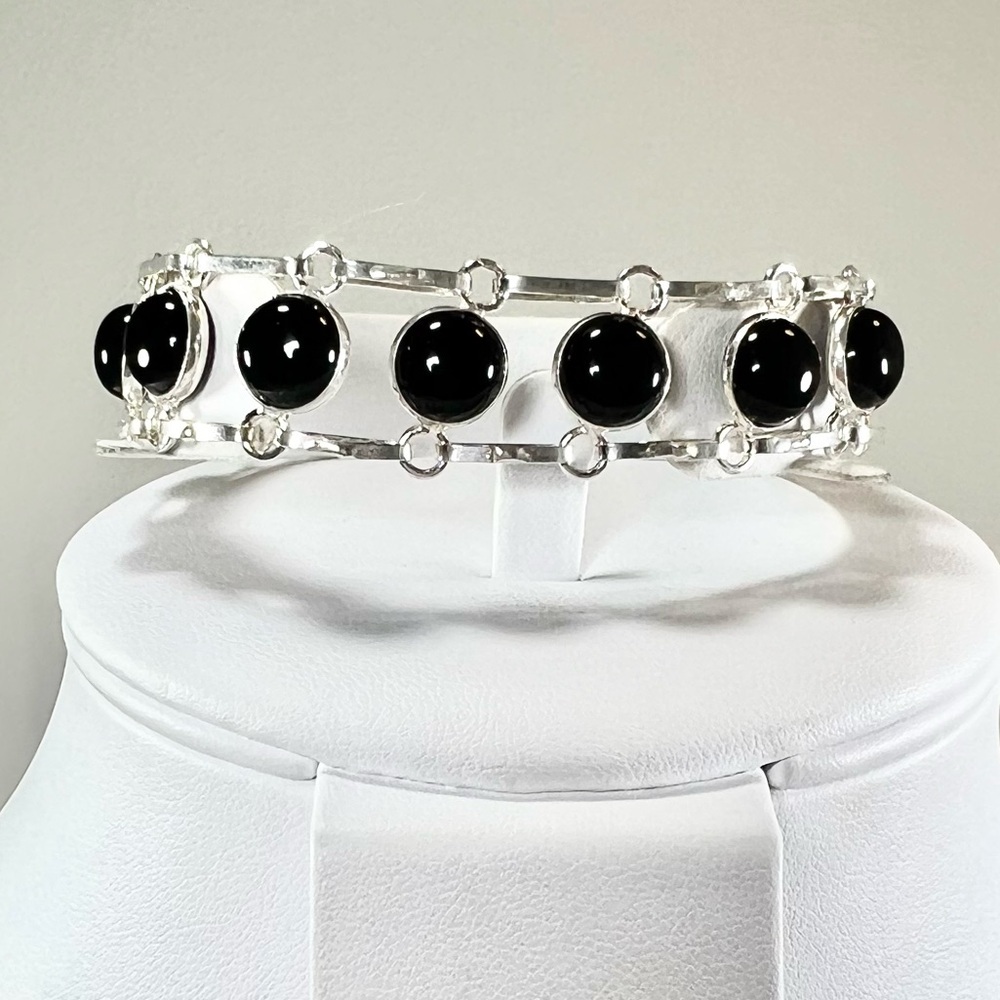Black Onyx 925 Gemstone Circles Bracelet